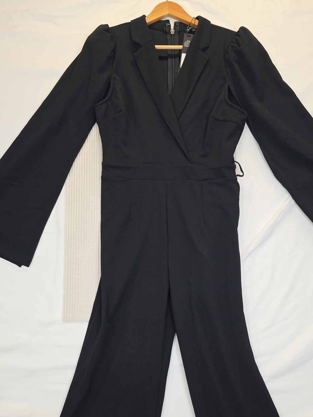 Fashion Nova Black Tailored Long-Sleeve Jumpsuit Large